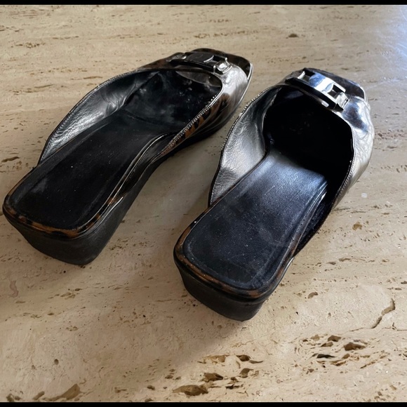 Salvatore Ferragamo slide with open toe - Picture 4 of 4